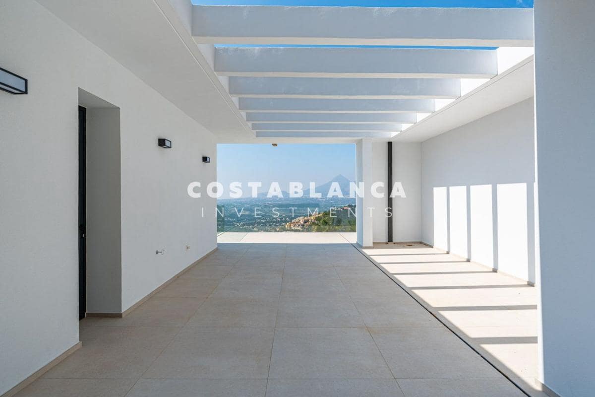 4 sovrum Villa till salu i Altea med pool - 2 690 000 € (Ref: 10013909)