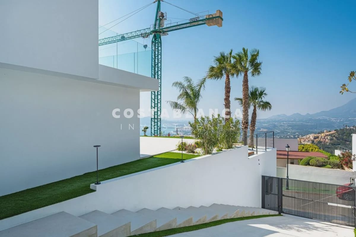 4 sovrum Villa till salu i Altea med pool - 2 690 000 € (Ref: 10013909)