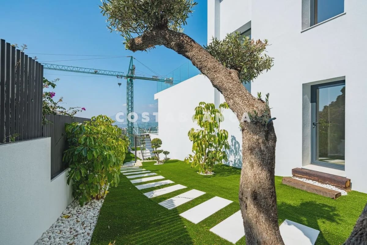 4 sovrum Villa till salu i Altea med pool - 2 690 000 € (Ref: 10013909)