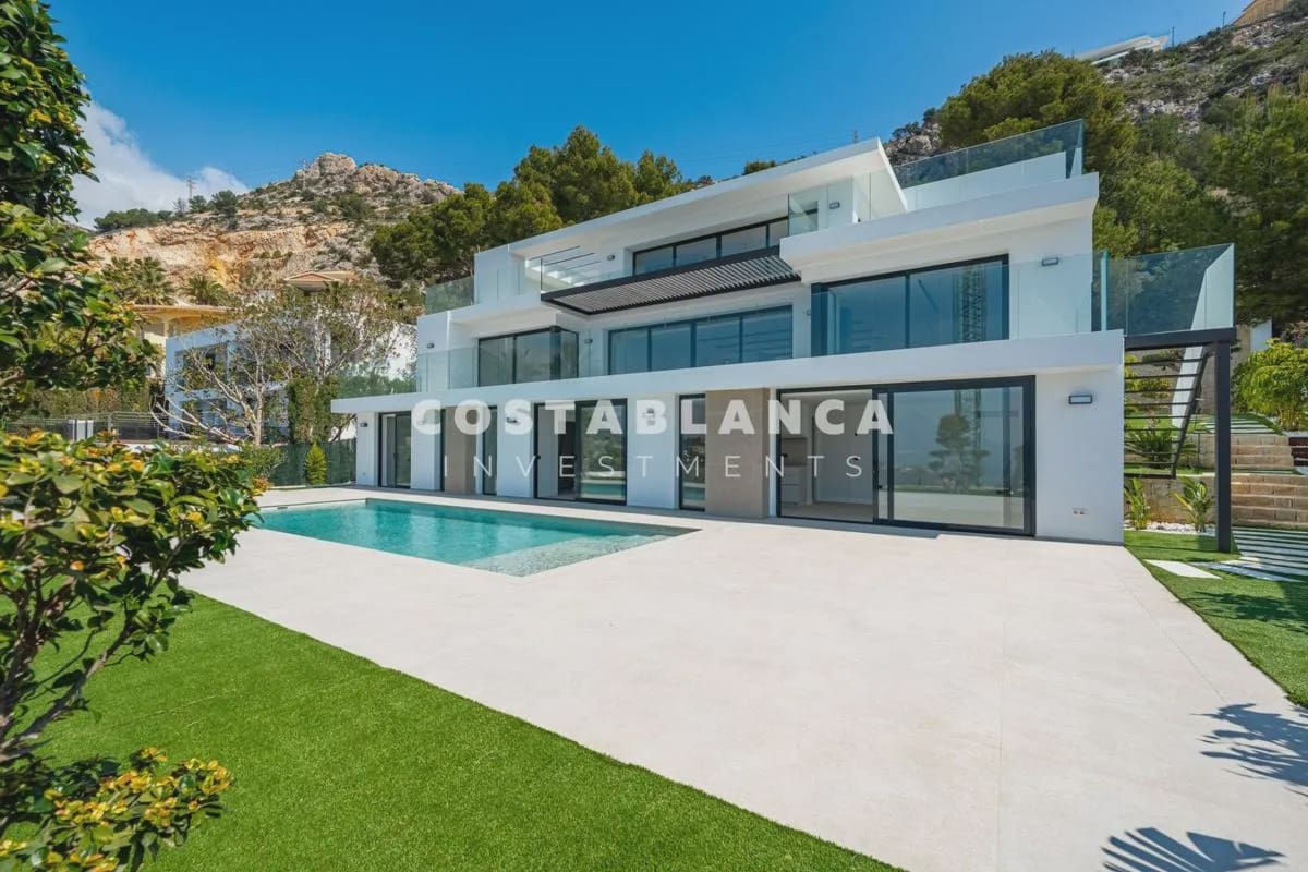 4 sovrum Villa till salu i Altea med pool - 2 690 000 € (Ref: 10013909)