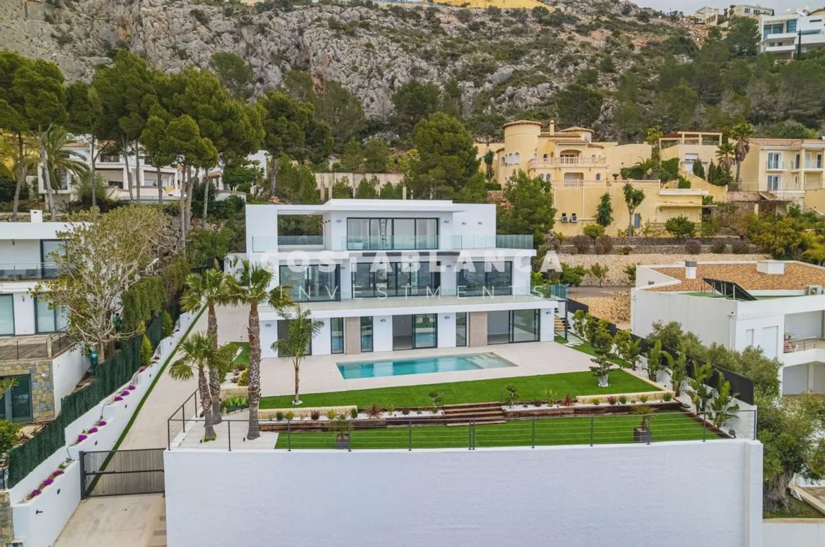 4 sovrum Villa till salu i Altea med pool - 2 690 000 € (Ref: 10013909)