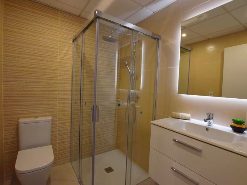 2 sypialnia Apartament na sprzedaż w Torrevieja z basenem garażem - 330 000 € (Ref: 10013913)