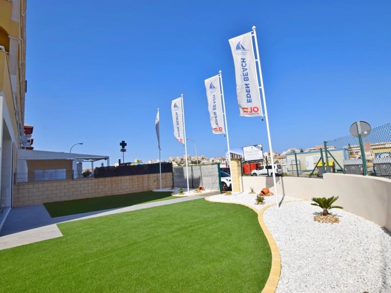 2 sypialnia Apartament na sprzedaż w Torrevieja z basenem garażem - 330 000 € (Ref: 10013913)