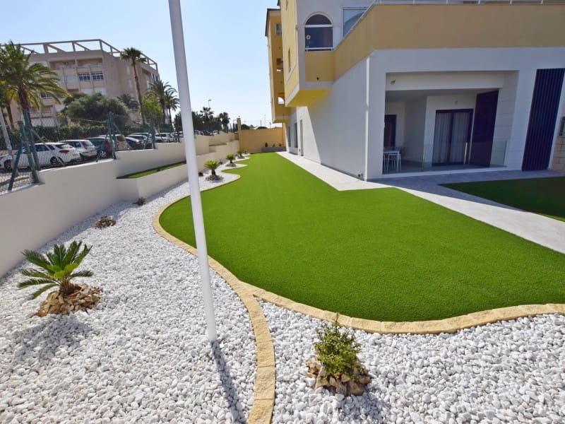 2 sypialnia Apartament na sprzedaż w Torrevieja z basenem garażem - 330 000 € (Ref: 10013913)