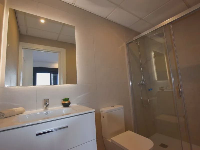 2 sypialnia Apartament na sprzedaż w Torrevieja z basenem garażem - 330 000 € (Ref: 10013913)