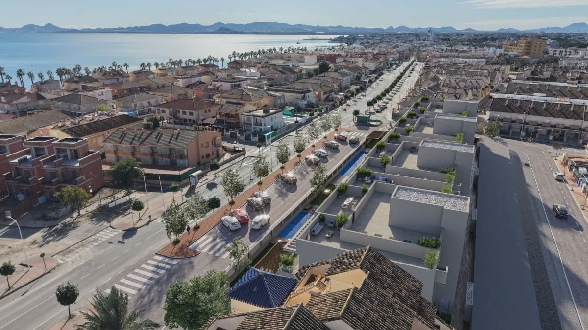 2 soveværelse Lejlighed til salg i Los Alcazares med swimmingpool garage - € 339.000 (Ref: 10015750)