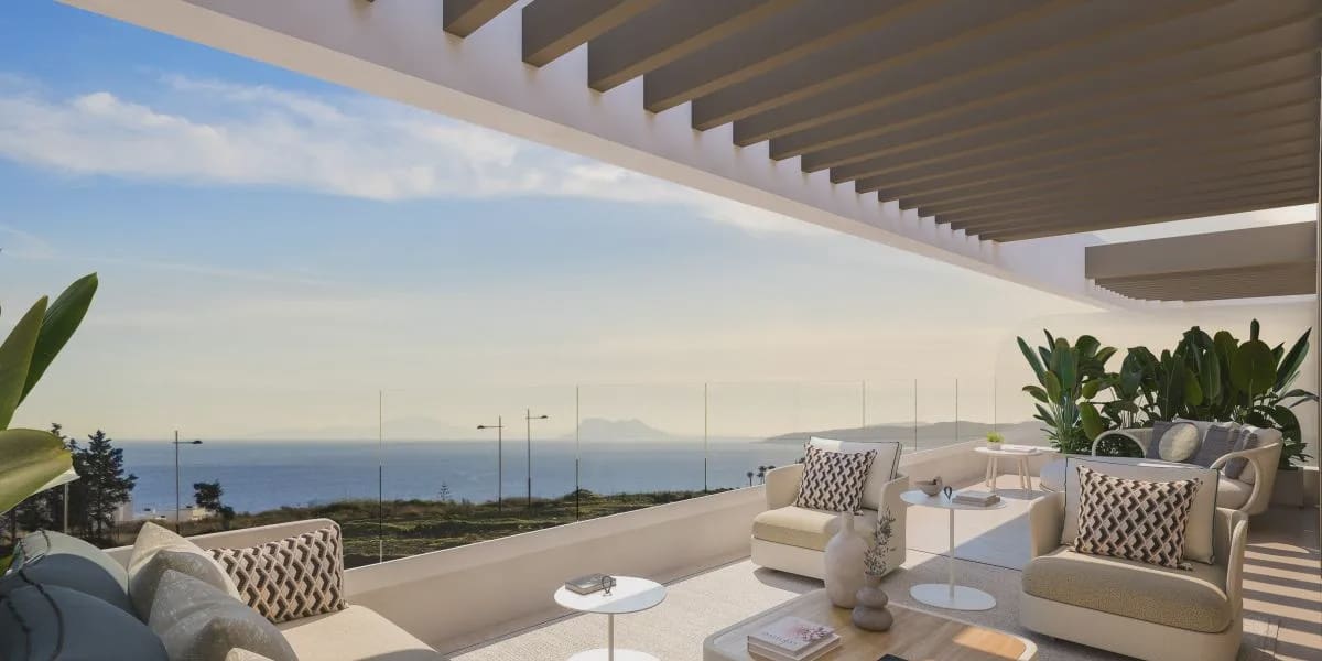 2 quarto Apartamento para venda em Estepona com piscina garagem - 570 000 € (Ref: 10017773)