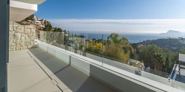 5 bedroom Villa for sale in Altea with pool garage - € 6,490,000 (Ref: 10024334)