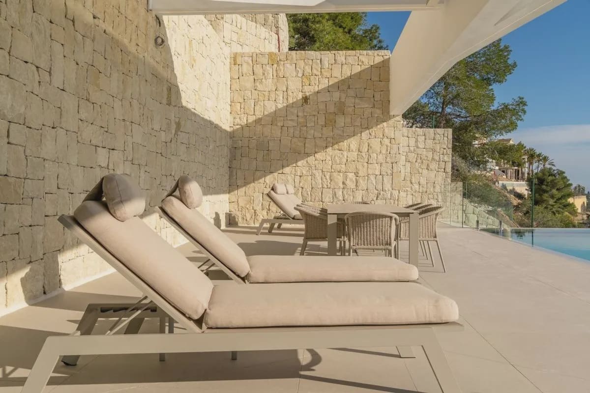 5 bedroom Villa for sale in Altea with pool garage - € 6,490,000 (Ref: 10024334)