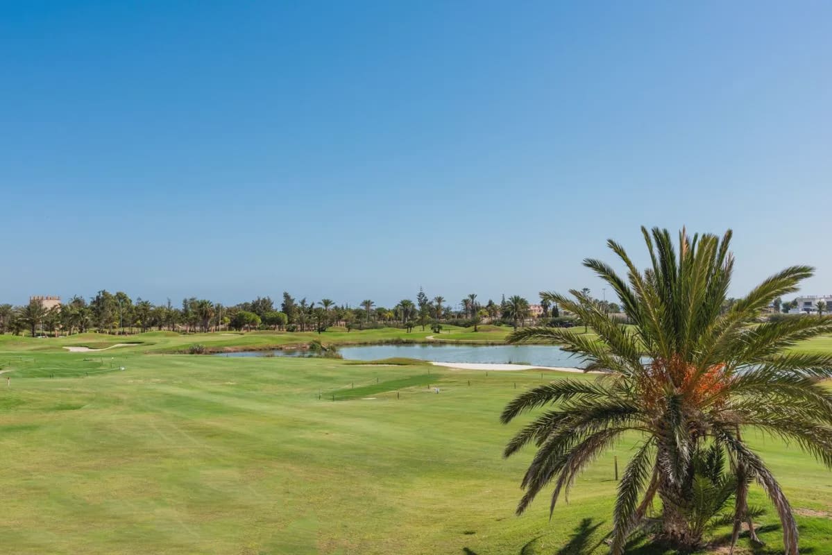 Chalet de 3 habitaciones en Los Alcázares en venta con piscina - 645.000 € (Ref: 10024341)