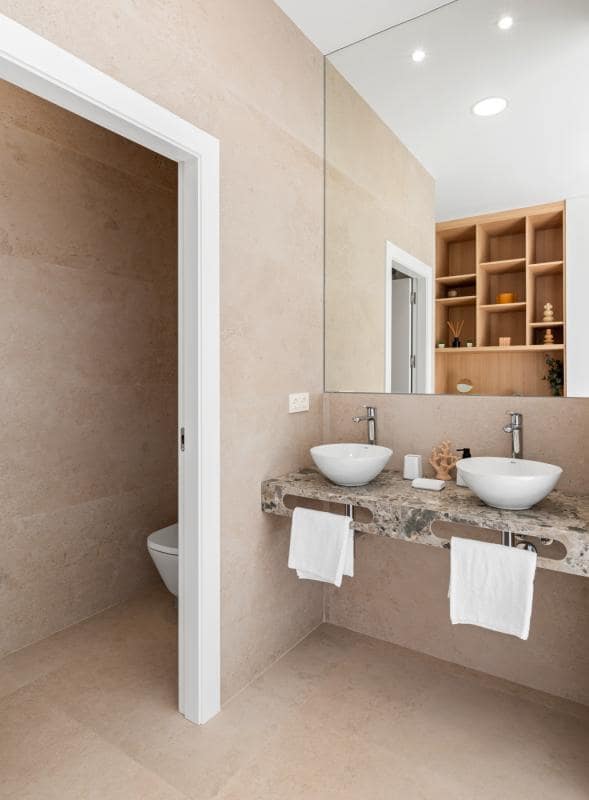 Chalet de 3 habitaciones en Los Alcázares en venta con piscina - 645.000 € (Ref: 10024341)