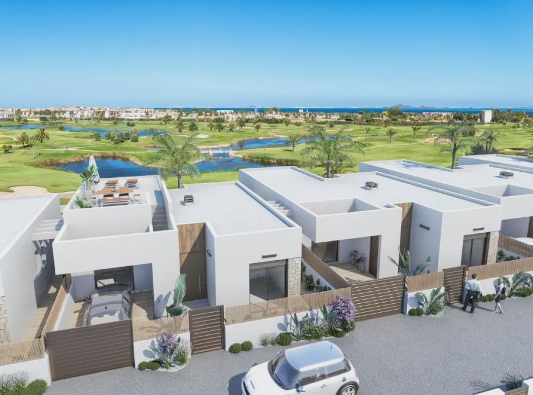 2 soverom Leilighet til salgs i Los Alcazares med svømmebasseng garasje - € 305 000 (Ref: 10025865)