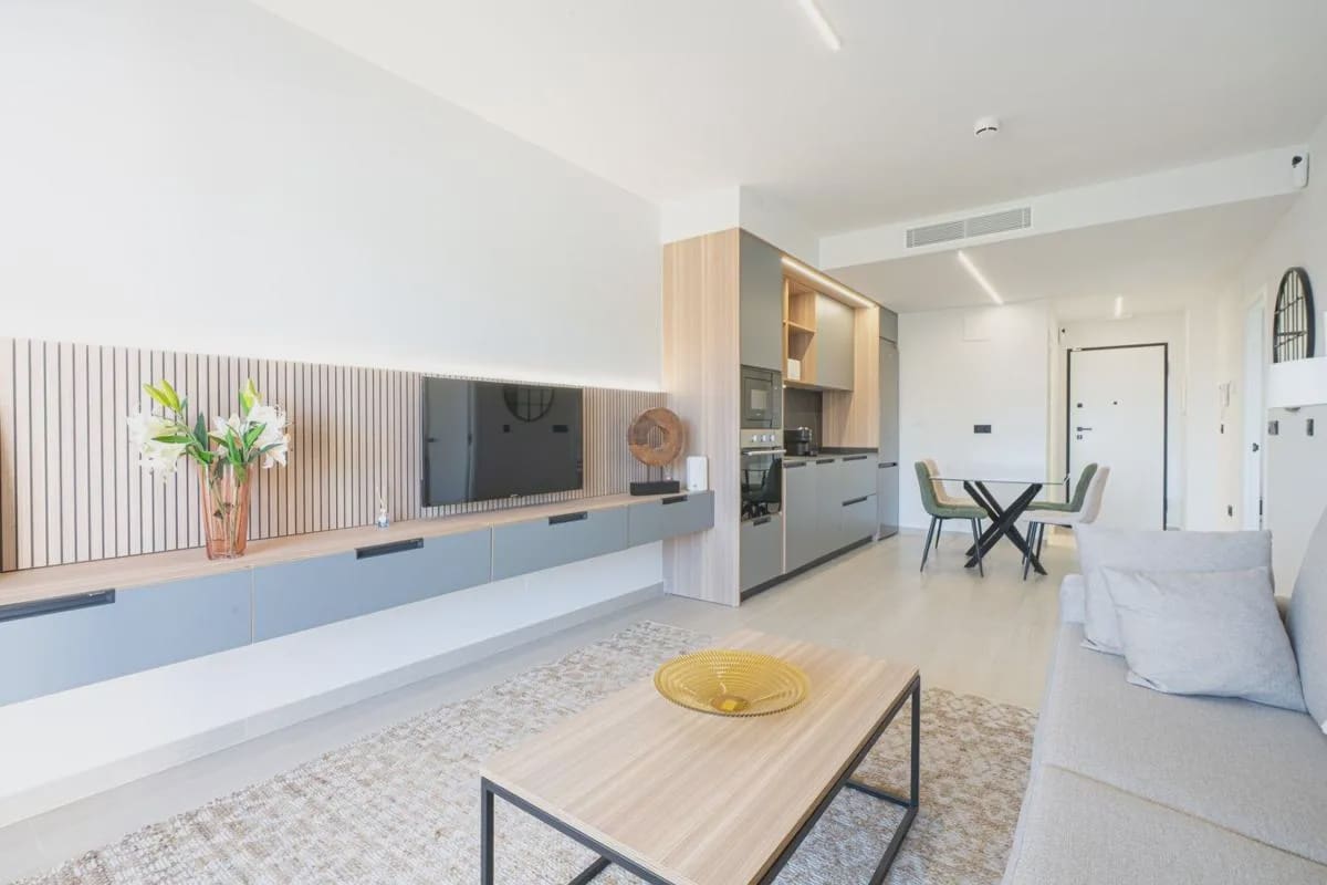 Apartamento de 2 habitaciones en Vera en venta con piscina garaje - 210.000 € (Ref: 10025870)