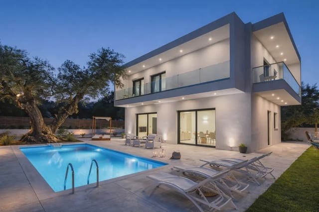 4 bedroom Villa for sale in Bel-Air, Estepona with pool garage - € 1,650,000 (Ref: 10030753)