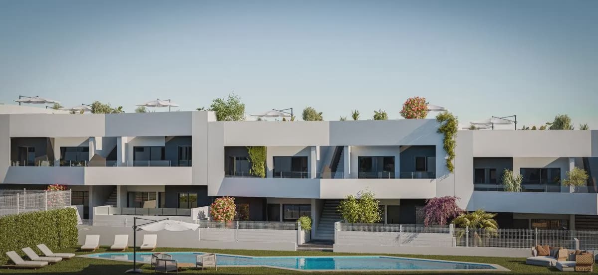 Bungalow de 2 habitaciones en San Miguel de Salinas en venta con piscina - 209.900 € (Ref: 10030756)