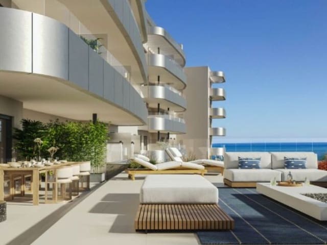 4 makuuhuone Huoneisto myytävänä paikassa Torremolinos mukana uima-altaan - 675 000 € (Ref: 10034179)