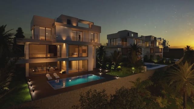 Chalet de 4 habitaciones en Estepona Golf, Estepona en venta con piscina garaje - 1.519.382 € (Ref: 10037555)