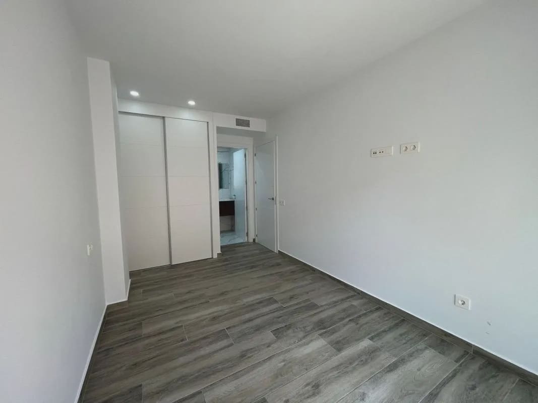 3 slaapkamer Appartement te koop in Torrevieja met zwembad - € 299.900 (Ref: 10062502)