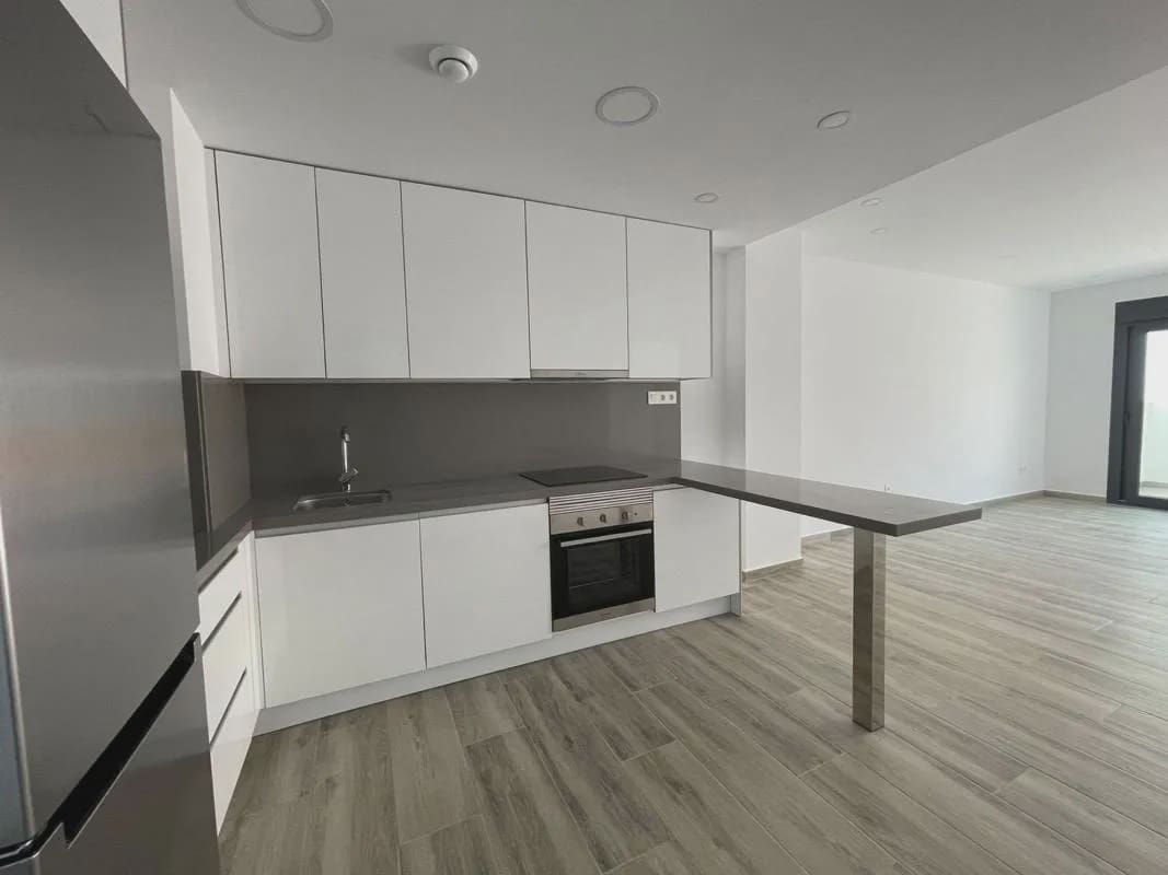 3 slaapkamer Appartement te koop in Torrevieja met zwembad - € 299.900 (Ref: 10062502)