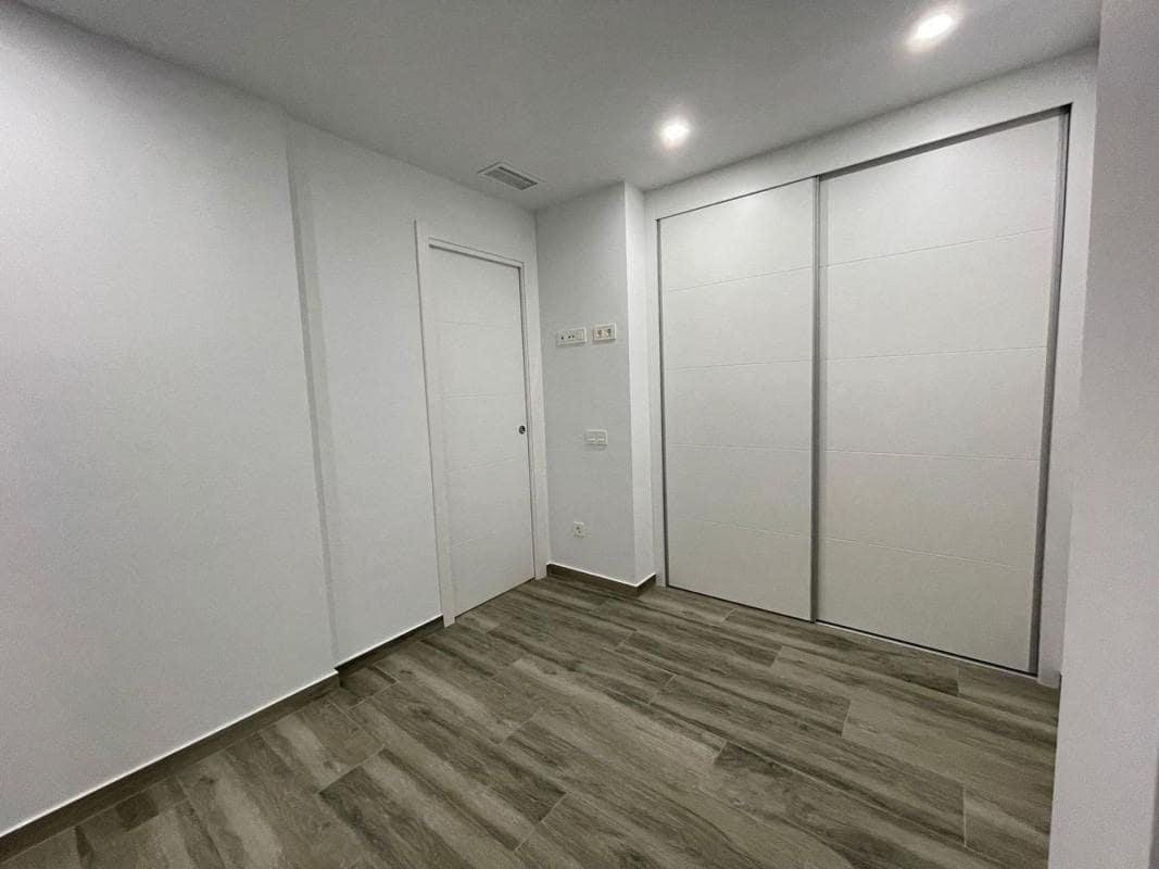 3 slaapkamer Appartement te koop in Torrevieja met zwembad - € 299.900 (Ref: 10062502)