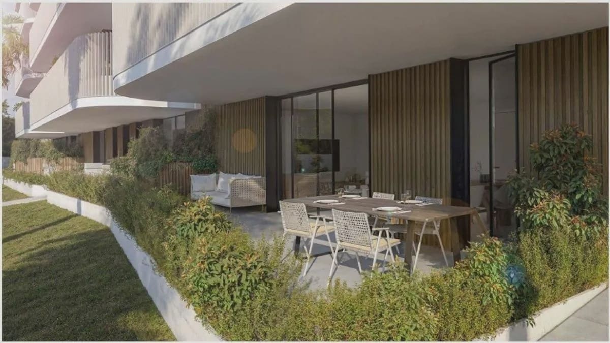 2 soveværelse Lejlighed til salg i Estepona med swimmingpool garage - € 415.000 (Ref: 10089879)