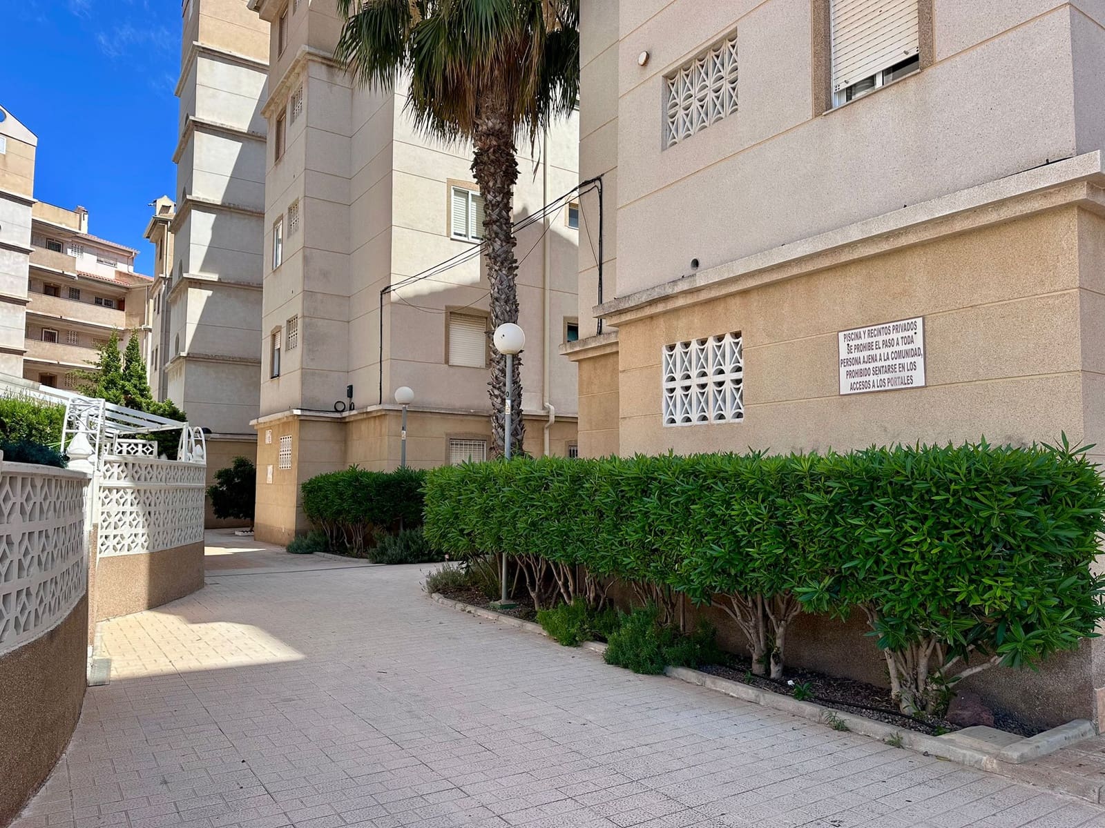 2 sypialnia Apartament na sprzedaż w Torrevieja z basenem garażem - 199 900 € (Ref: 10098572)