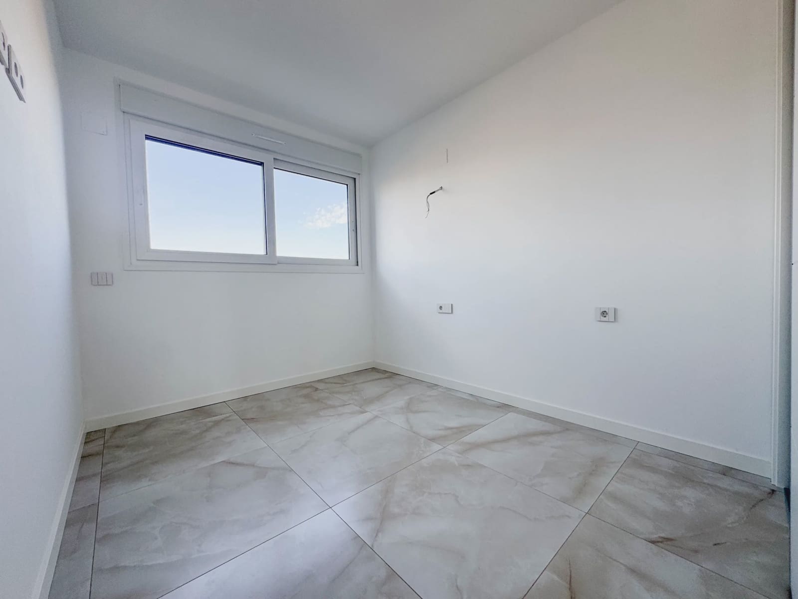 2 slaapkamer Appartement te koop in Torrevieja met zwembad garage - € 379.000 (Ref: 10098705)
