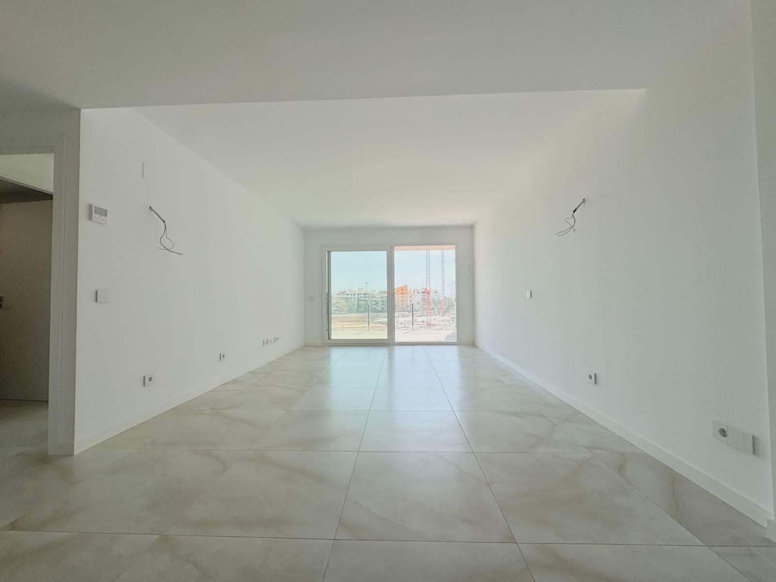 2 slaapkamer Appartement te koop in Torrevieja met zwembad garage - € 379.000 (Ref: 10098705)
