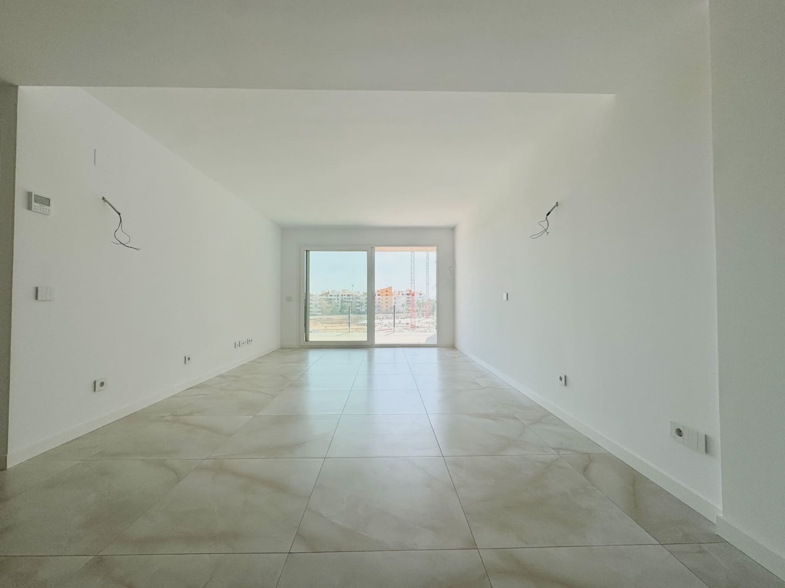 2 slaapkamer Appartement te koop in Torrevieja met zwembad garage - € 379.000 (Ref: 10098705)
