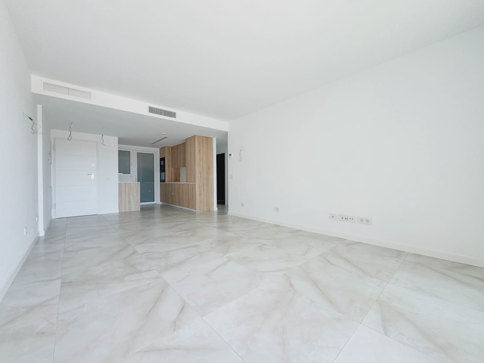 2 slaapkamer Appartement te koop in Torrevieja met zwembad garage - € 379.000 (Ref: 10098705)
