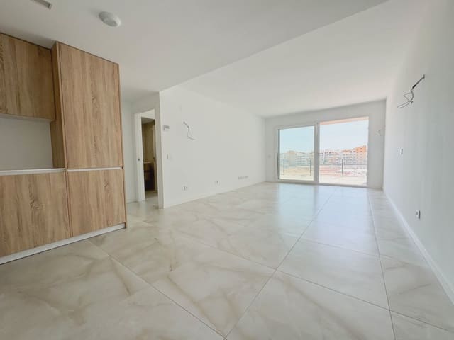 2 slaapkamer Appartement te koop in Punta Prima, Torrevieja met zwembad garage - € 379.000 (Ref: 10098705)