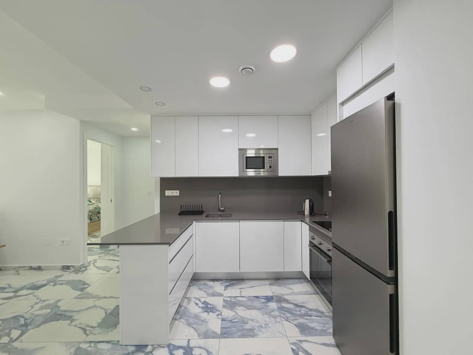 3 camera da letto Appartamento in vendita in Torrevieja con piscina garage - 359.000 € (Rif: 10103618)
