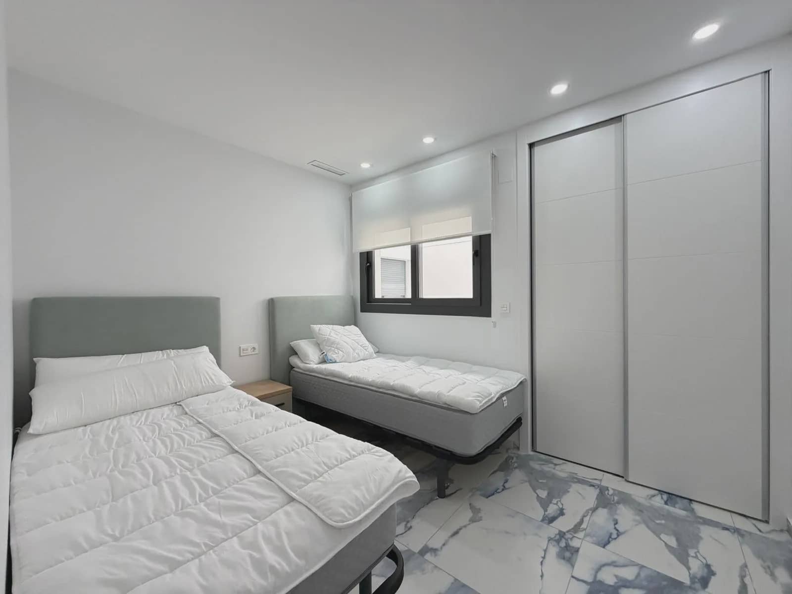 3 camera da letto Appartamento in vendita in Torrevieja con piscina garage - 359.000 € (Rif: 10103618)