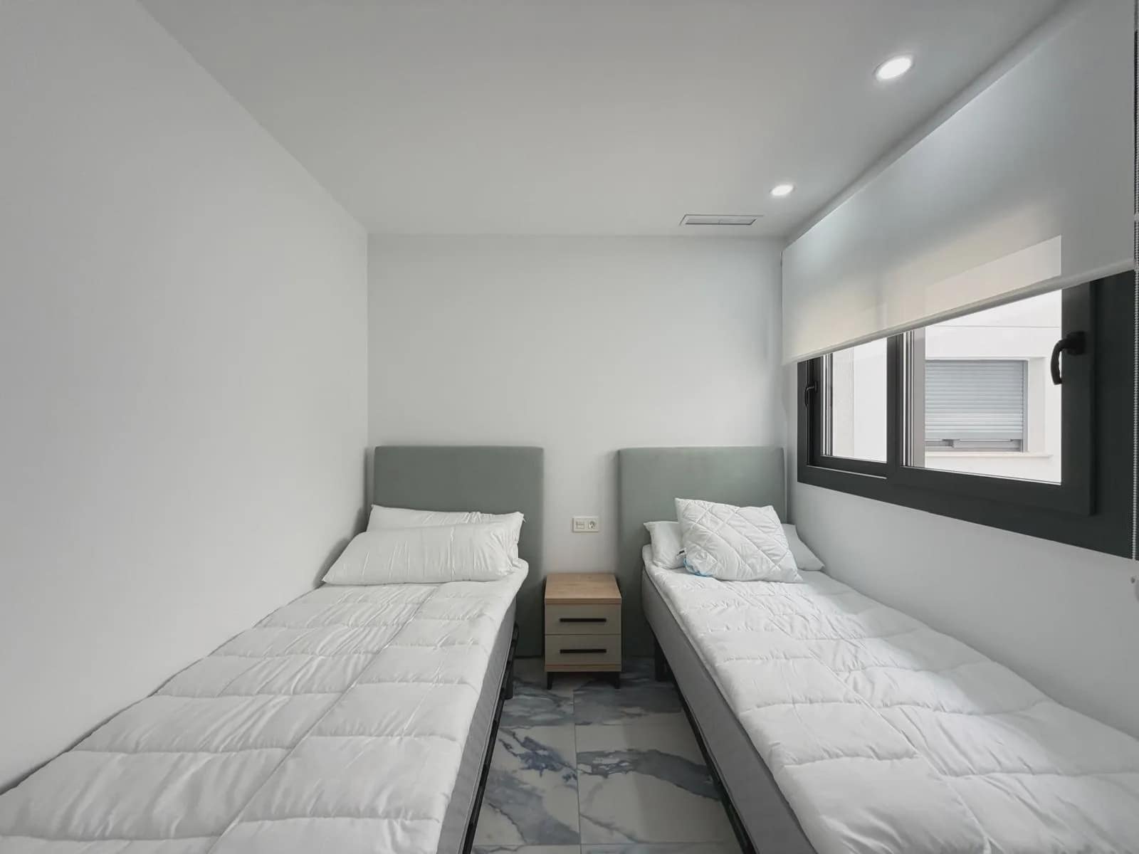3 camera da letto Appartamento in vendita in Torrevieja con piscina garage - 359.000 € (Rif: 10103618)