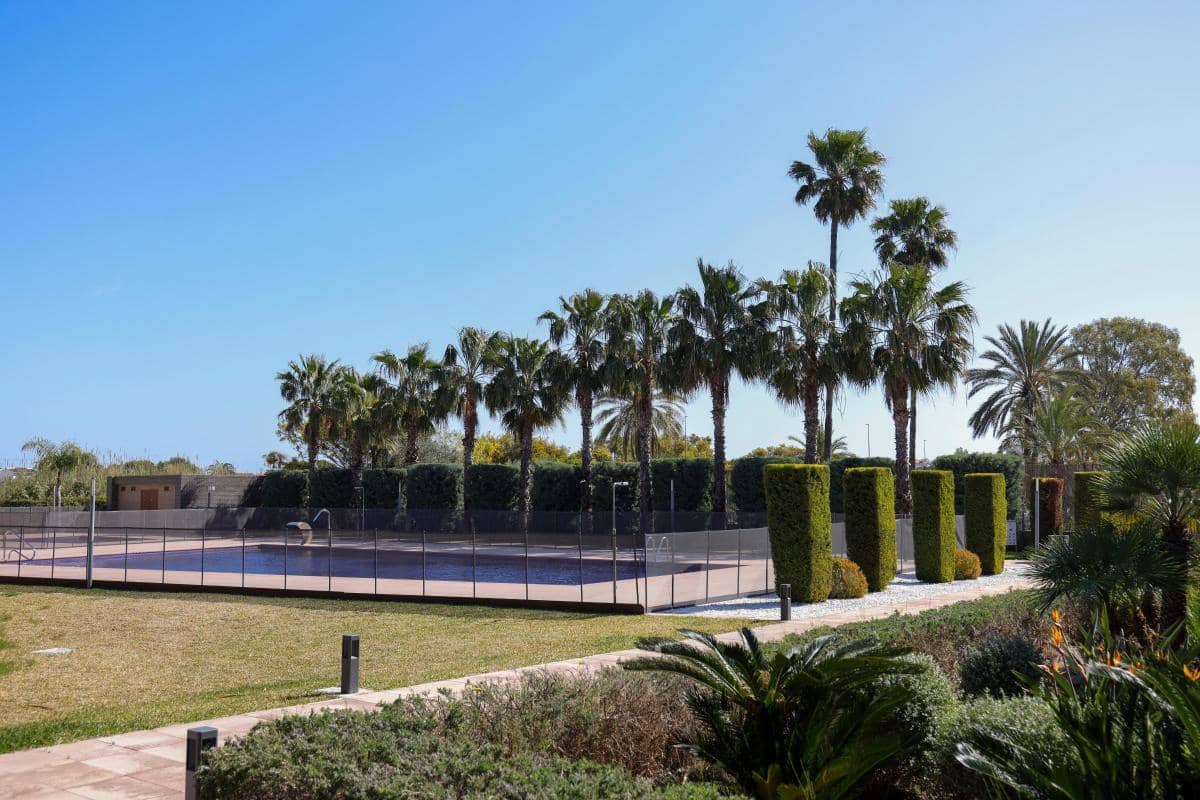 1 sovrum Lägenhet till salu i Denia med pool garage - 370 000 € (Ref: 10124505)