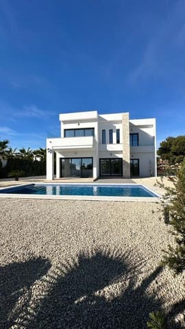 4 soverom Villa til salgs i Benissa med svømmebasseng garasje - € 1 175 000 (Ref: 10132797)
