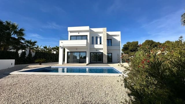 4 soverom Villa til salgs i Benissa med svømmebasseng garasje - € 1 175 000 (Ref: 10132797)