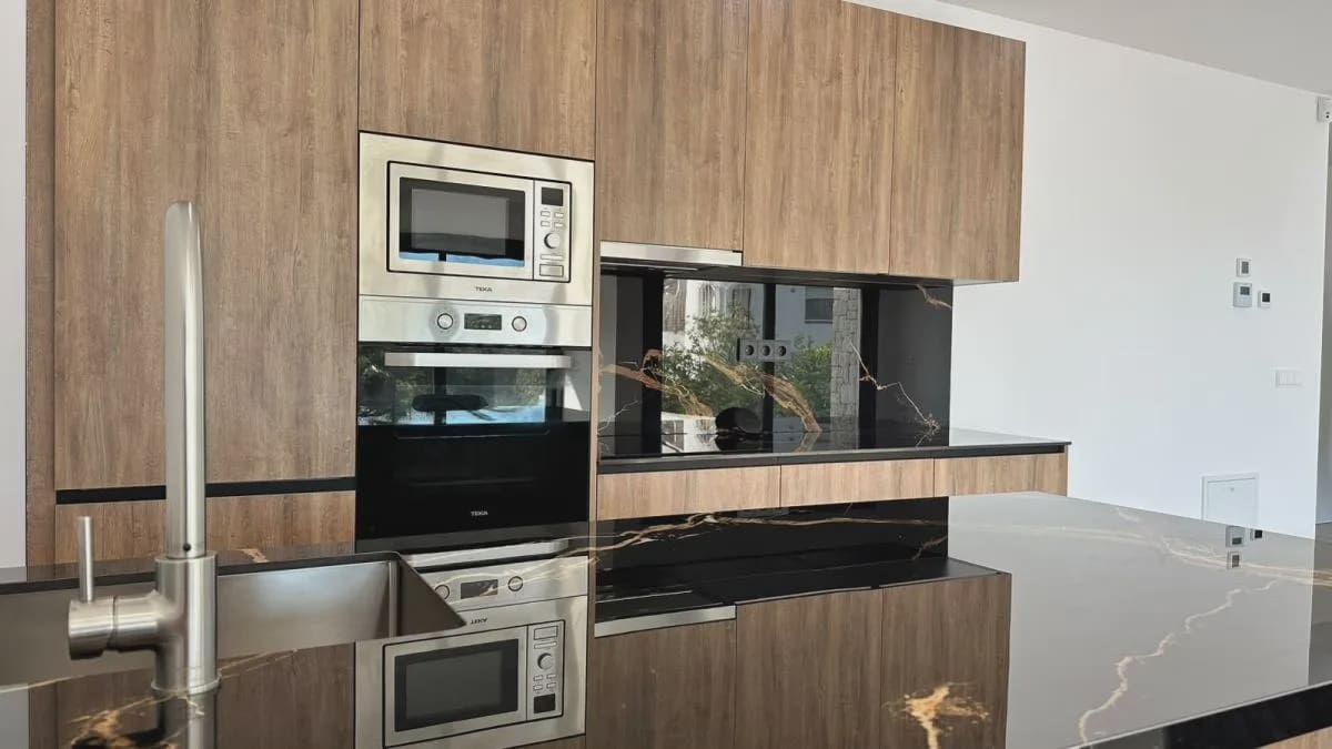 4 bedroom Villa for sale in Benissa with pool garage - € 1,175,000 (Ref: 10132797)