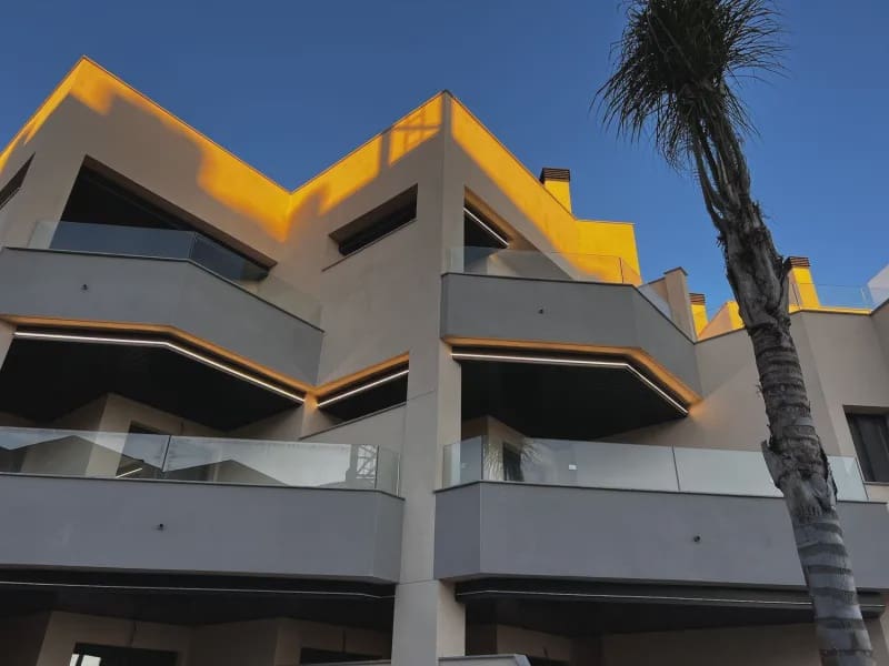 2 bedroom Apartment for sale in Torrox with pool - € 306,000 (Ref: 10151530)