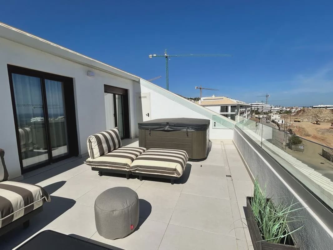 2 slaapkamer Appartement te koop in Fuengirola met zwembad garage - € 499.000 (Ref: 10151542)