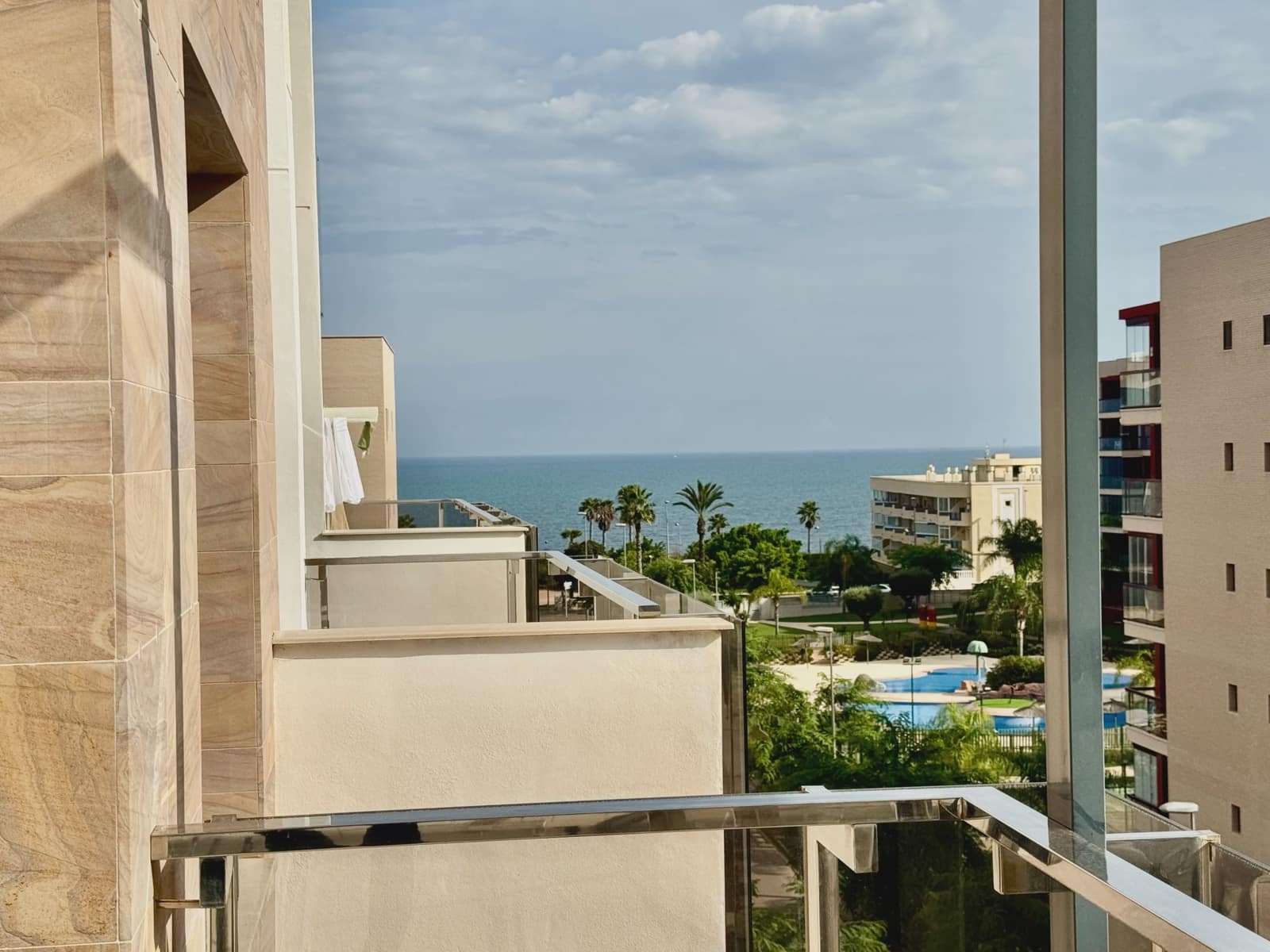 Ático de 3 habitaciones en Mil Palmeras en venta con piscina garaje - 630.000 € (Ref: 10156120)