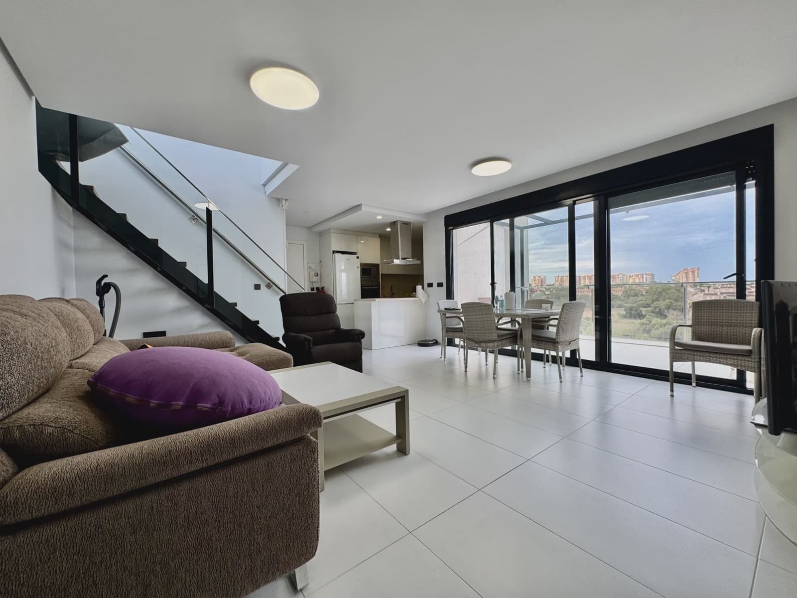 Ático de 3 habitaciones en Mil Palmeras en venta con piscina garaje - 630.000 € (Ref: 10156120)