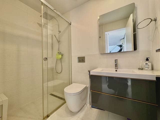 3 chambre Penthouse à vendre à Mil Palmeras, Orihuela avec piscine garage - 630 000 € (Ref: 10156120)