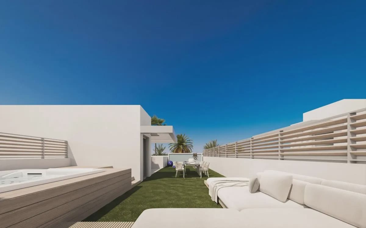 4 bedroom Townhouse for sale in Marbella with pool garage - € 1,204,970 (Ref: 10158010)
