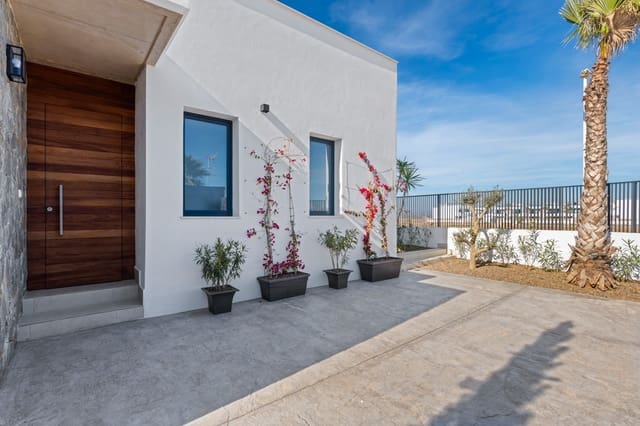 3 Zimmer Villa zu verkaufen in Mar de Cristal, Cartagena mit Pool - 549.900 € (Ref: 9129606)