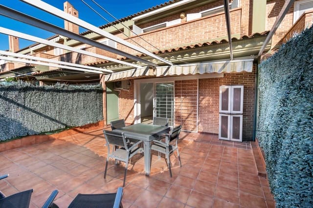 3 chambre Villa/Maison à vendre à Albir, Alfaz del Pi / L'Alfàs del Pi avec piscine garage - 455 000 € (Ref: 9788890)