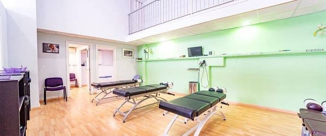 Kommersiell till salu i Pueblo - Urbanizaciones, Alfaz del Pi / L'Alfàs del Pi - 229 000 € (Ref: 9788900)