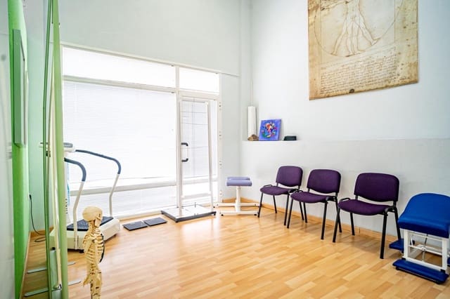 Kommersiell till salu i Pueblo - Urbanizaciones, Alfaz del Pi / L'Alfàs del Pi - 229 000 € (Ref: 9788900)