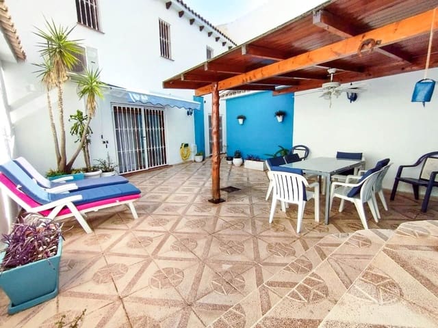 4 sovrum Villa till salu i Pueblo - Urbanizaciones, Alfaz del Pi / L'Alfàs del Pi med garage - 499 000 € (Ref: 9788901)