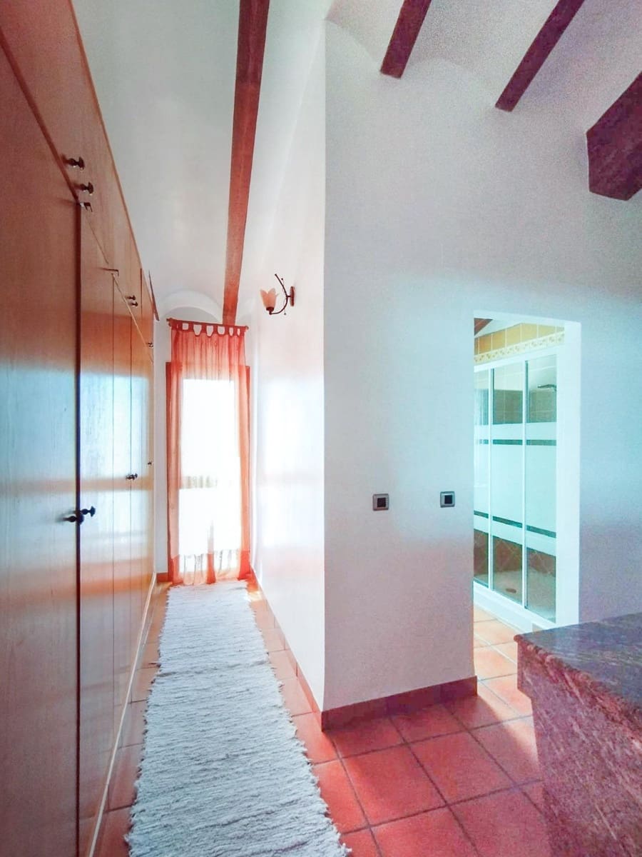 4 sovrum Villa till salu i Alfaz del Pi / L'Alfas del Pi med garage - 499 000 € (Ref: 9788901)